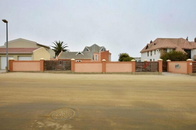 Elma's Holiday Home - Photo2