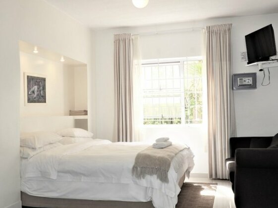 Footprints Self-Catering B&B - Photo3