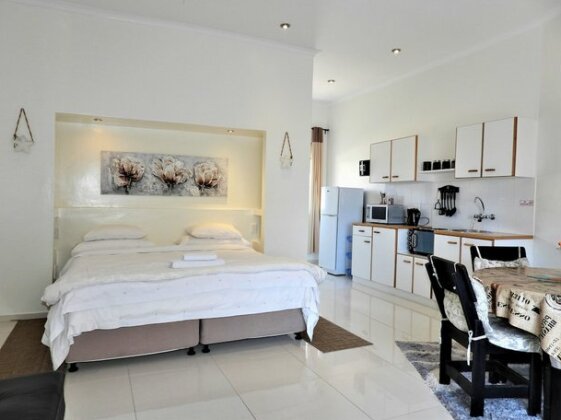Footprints Self-Catering B&B - Photo4