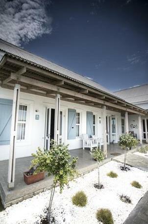Plover Farmhouse Studios - Photo2