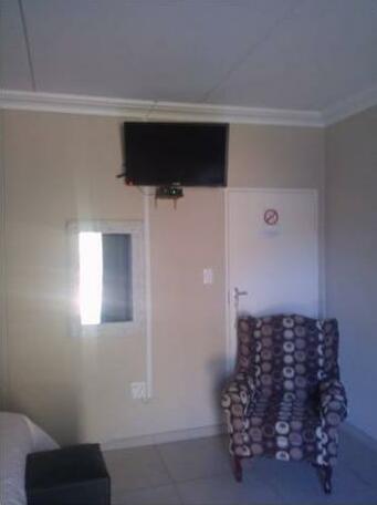 Airport Guest House Tsumeb - Photo5