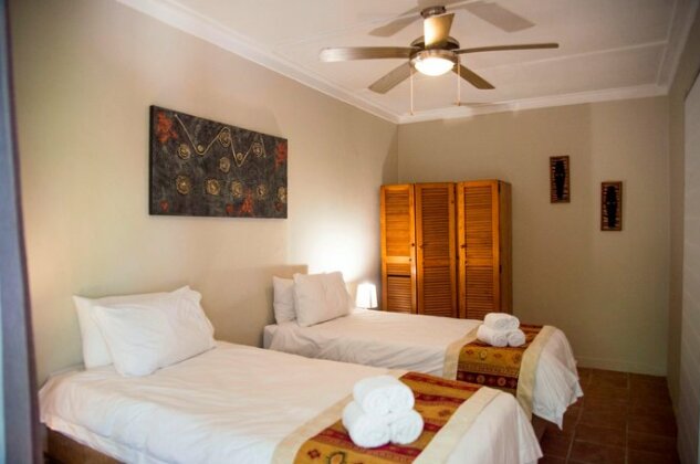 Homestay - Tsumeb Backpackers - Photo2