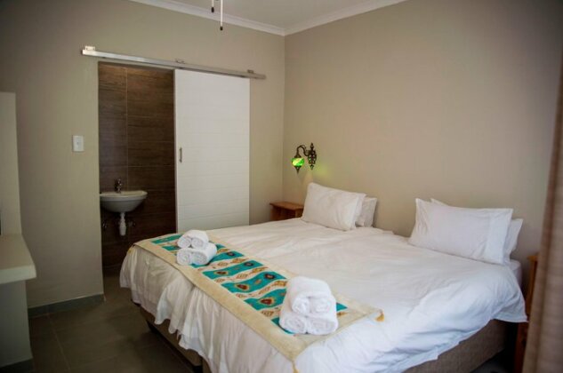 Homestay - Tsumeb Backpackers - Photo3