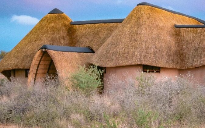 Kalahari Red Dunes Lodge - Photo4