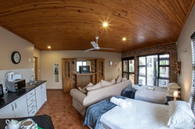 Meransha Self Catering CC - Photo5
