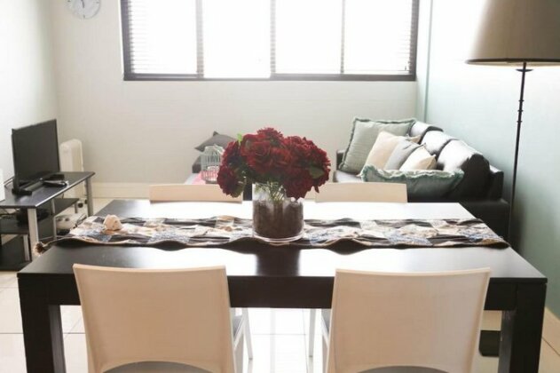 77 Independence - Photo2