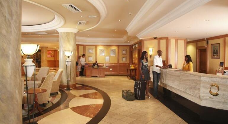Avani Windhoek Hotel & Casino - Photo3