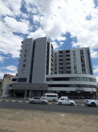 Executive Two Bedroom Apartment - Photo2