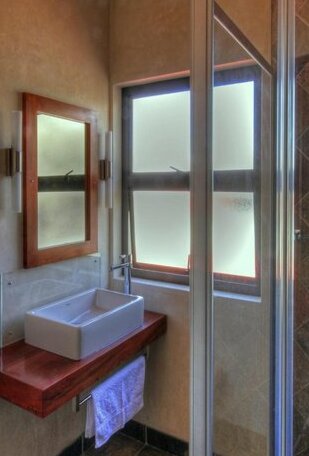 Hartmann Suites Serviced Apartments - Photo3