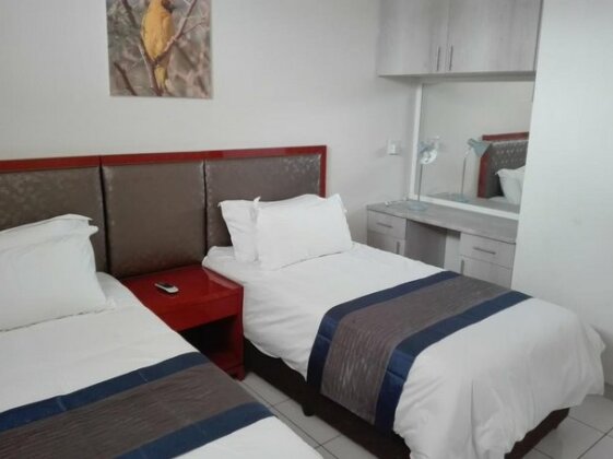 Home Inn Self-Catering - Photo5