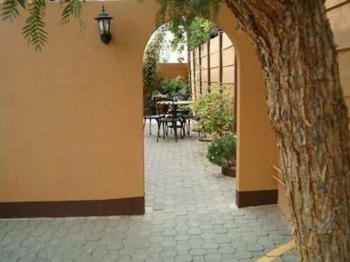 Hotel Pension Etambi - Photo2