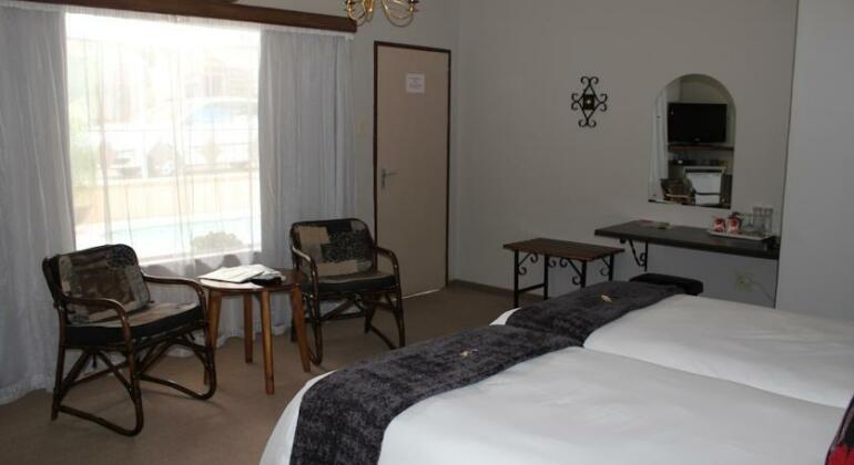 Hotel Pension Etambi - Photo3