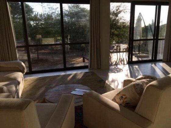 Klein Windhoek Garden flat - Photo5
