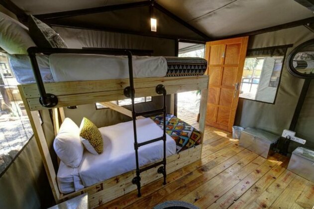 Naankuse Travellers Inn - Photo5