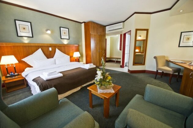 Protea Hotel Windhoek Furstenhof - Photo5