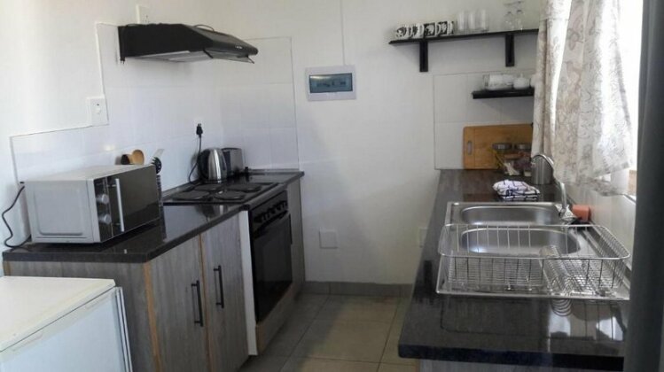 Self-catering Studio Unit 6 on Krupp - Photo3