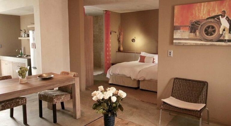 The Village Executive Suites - Photo4