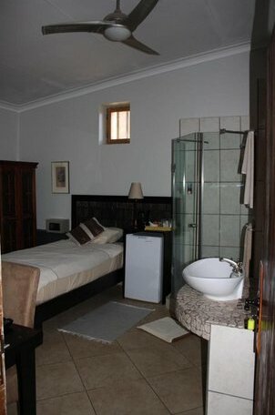 Vineyard Country Lodge - Photo5