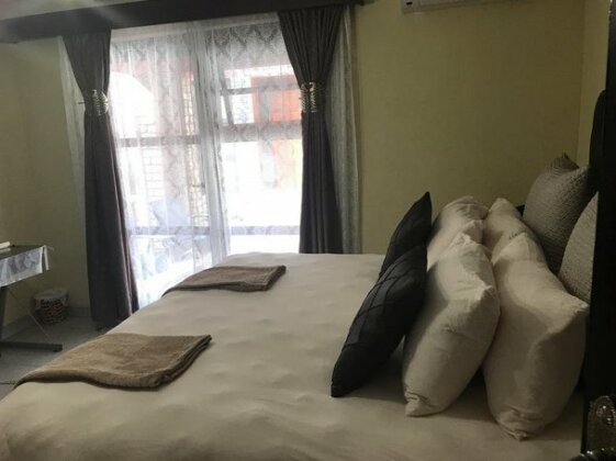 Yoye Guesthouse - Photo4