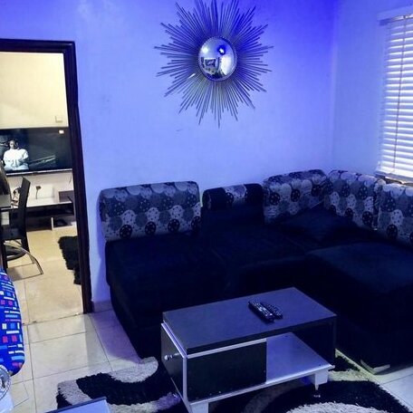 A private Cozy One Bedroom Apartment located in Suncity Estate Galadimawa Abuja