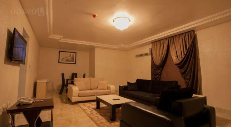 Caledonian Suites - Photo3