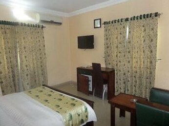 New Castle hotel Abuja - Photo2