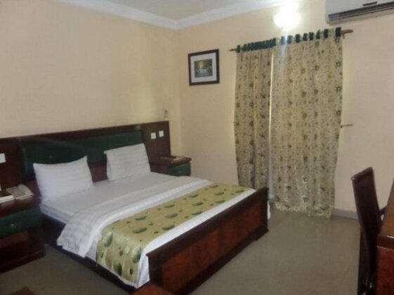 New Castle hotel Abuja - Photo3