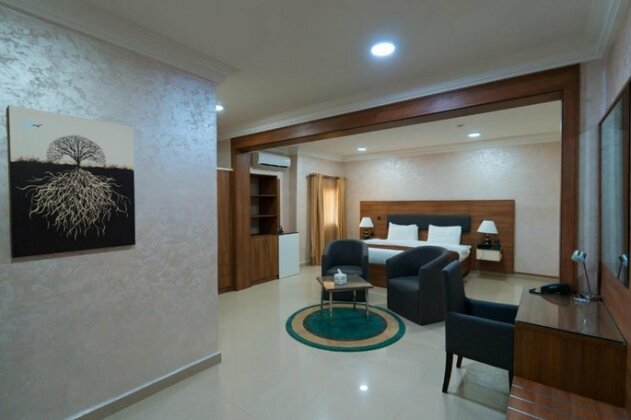 Phoenicia Suites - Photo4