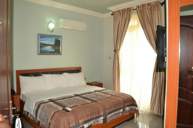 Royal Choice Inn CBD - Photo2