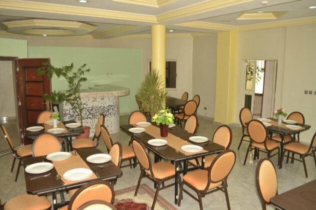 Royal Choice Inn CBD - Photo3