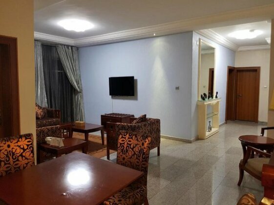 Serendib Hotel & Service Apartments - Photo3