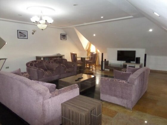 The Grosvenor Suite - Photo3