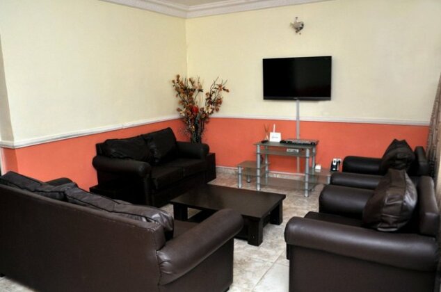 Your Place at Asokoro - Photo2