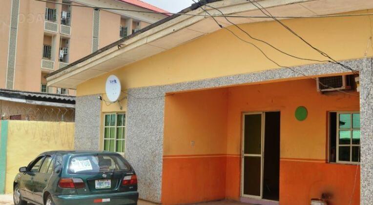 Deregal Suites & Hotel - Photo2