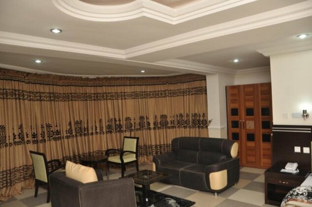 Randekhi Royal Hotel - Gold Wing Benin City - Photo5