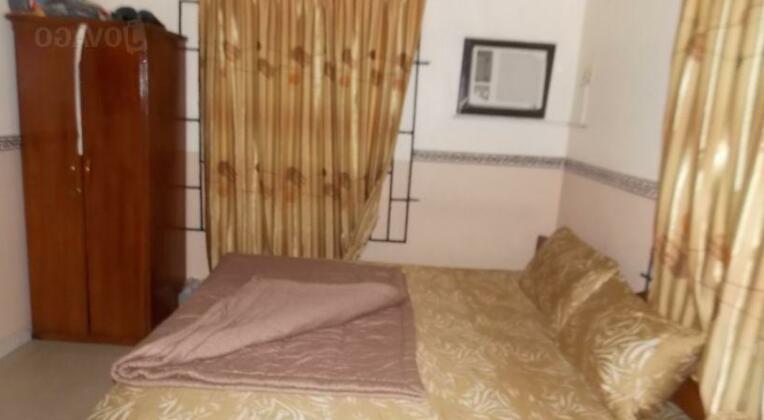 West Side Hotel - Photo4