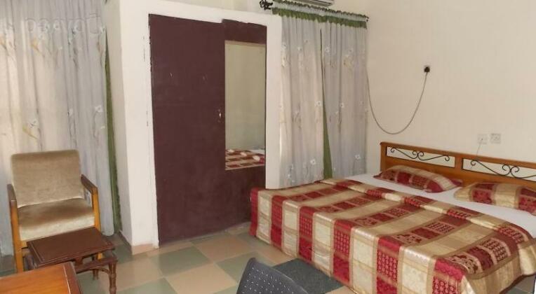 B & B Lodges - Photo3
