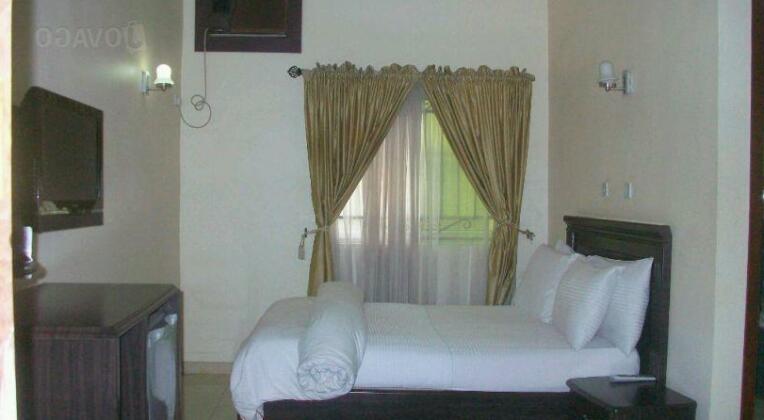 Michelle Suites - Photo5