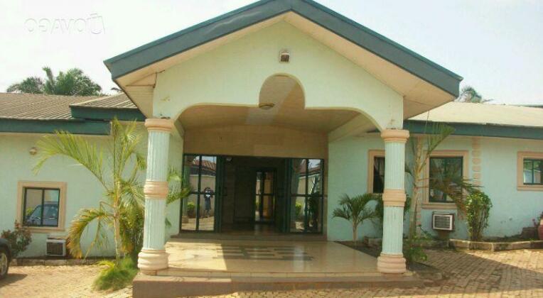 Ausma Hotel