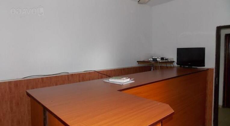 Delta Plaza Hotel - Photo3