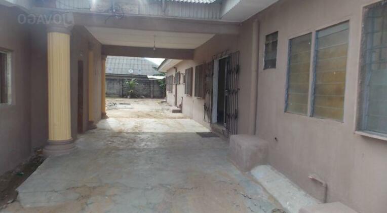 Edafe Guesthouse - Photo2