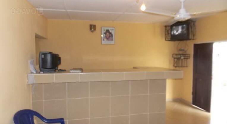 Edafe Guesthouse - Photo3