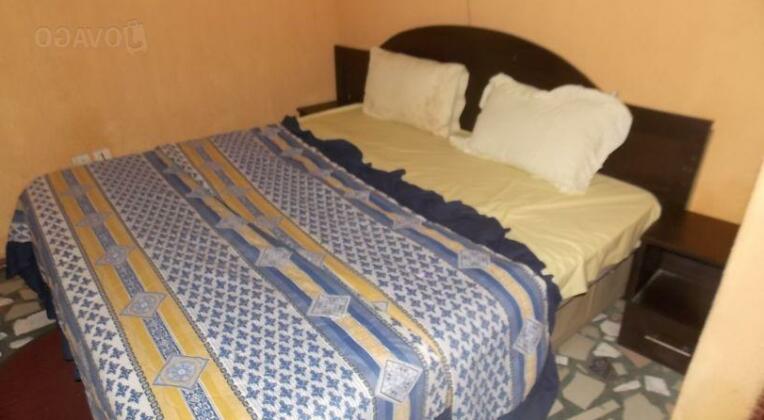 Extra-Lax Hotel - Photo4