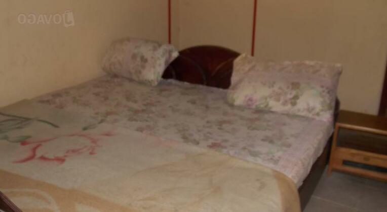 Frank-Raleigh Motel - Photo5