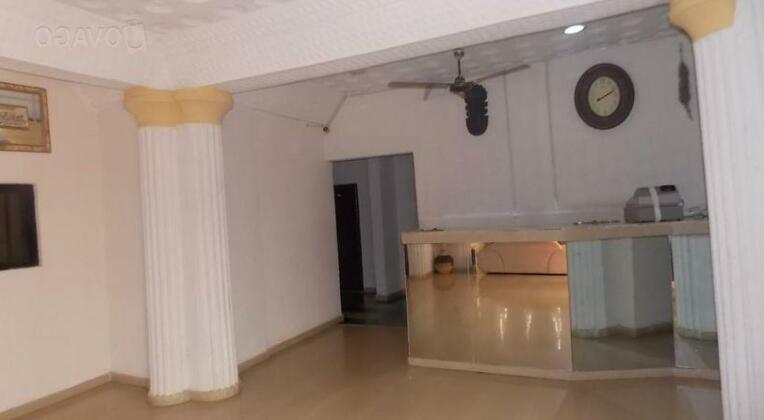 Glass House Hotel & Suites Limited - Photo2