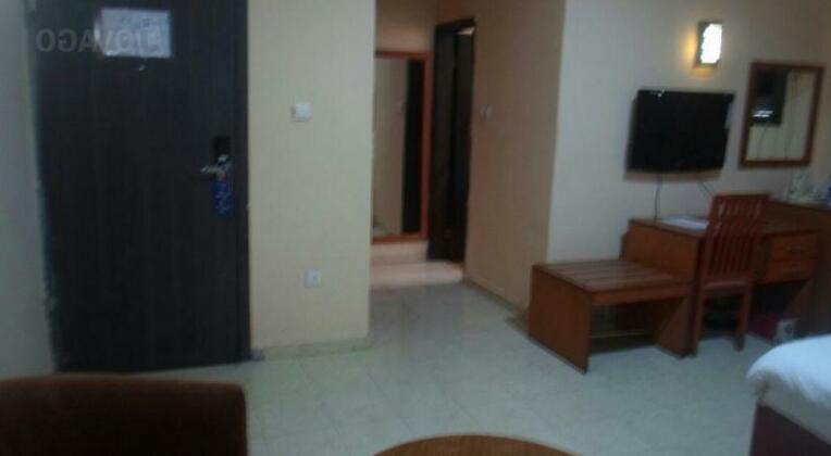 Kayriott Hotel & Suites - Photo3