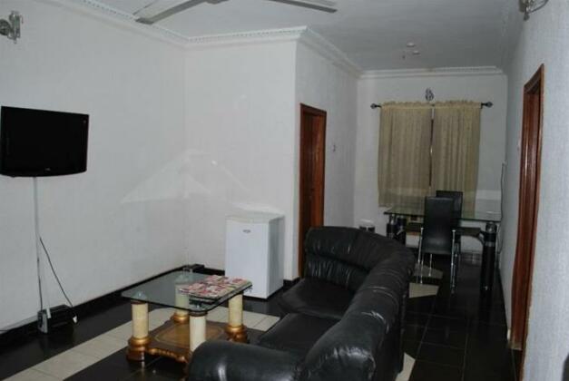 Lawfab Hotel & Suites - Photo5