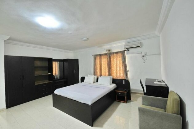 The Bridgeview Hotel by Paullet Suites - Photo5