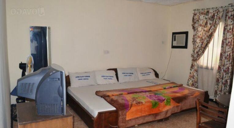 Beverly Hills Hotel Edo State - Photo4