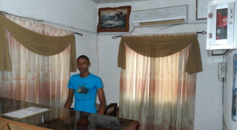 Chynyby Garden Suite - Photo4